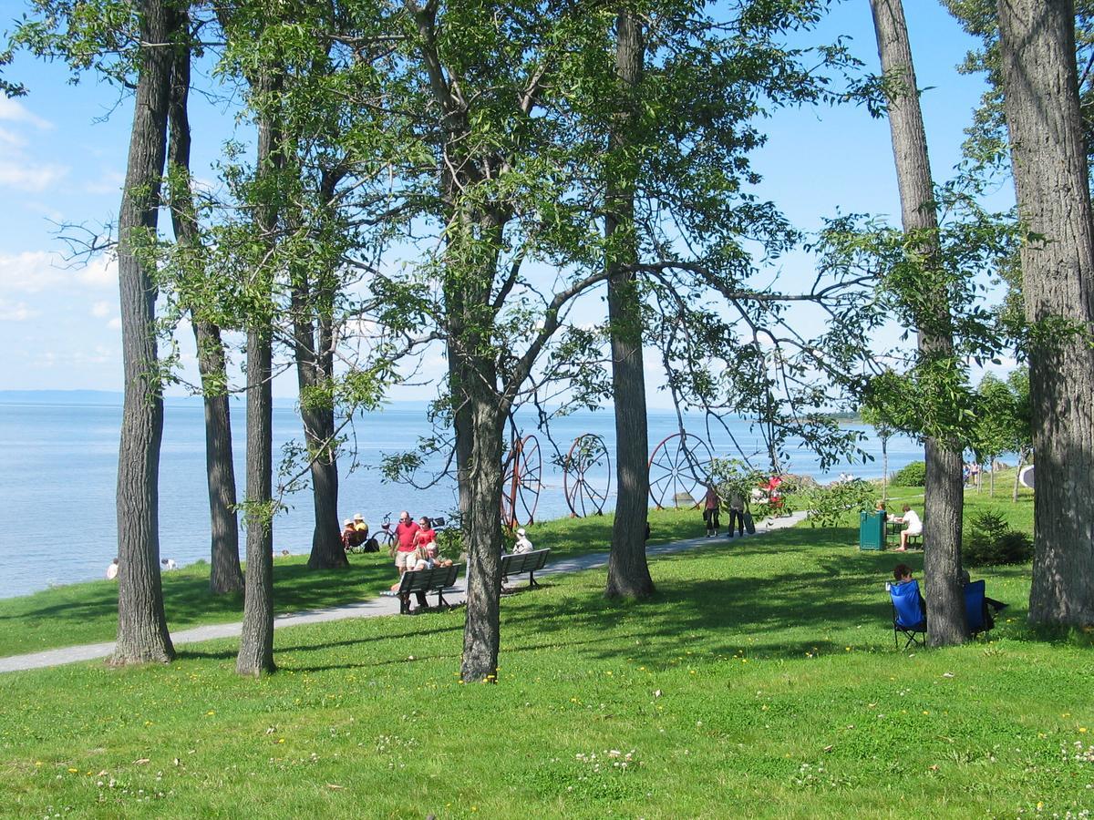 Motel Bellevue Rivière-du-Loup Екстериор снимка